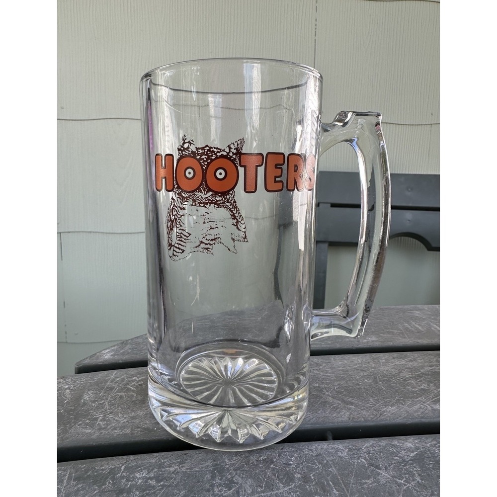 Hooters Mug Lg Jumbo Size Clear Bar Glass‎ Barroom Beer Mug w/ Owl Logo Barware